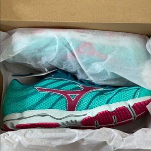 Mizuno Wave Hitogami Women’s 8.5